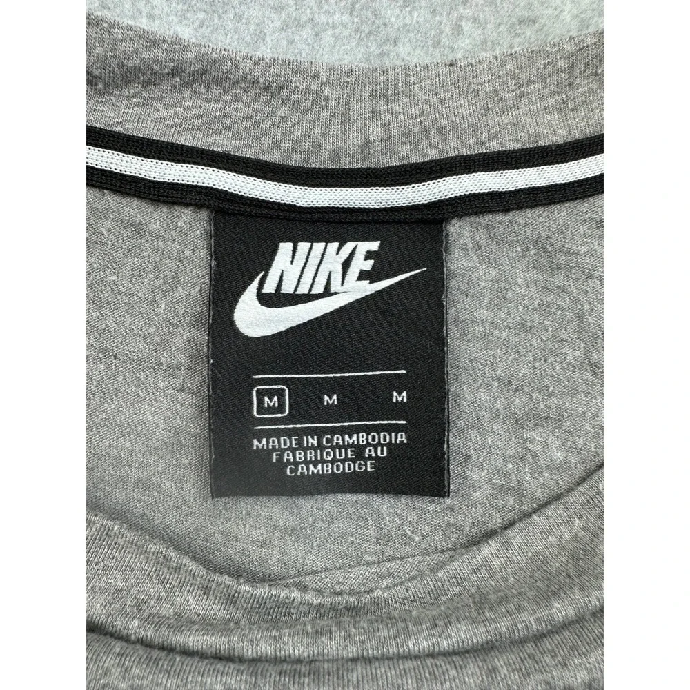Nike Sportswear Essential Futura Logo Tee Gray Black Short Sleeve Shirt Medium